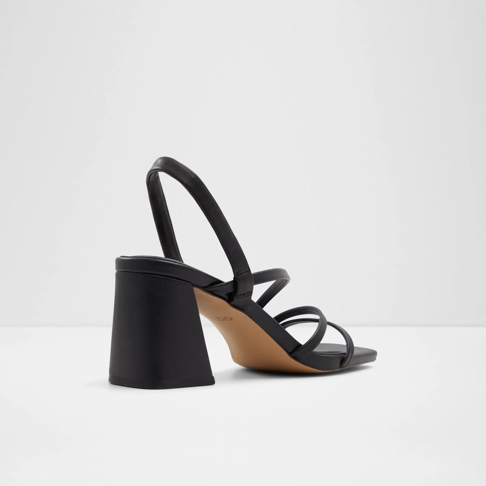 Atlanticus / Heeled Sandals
