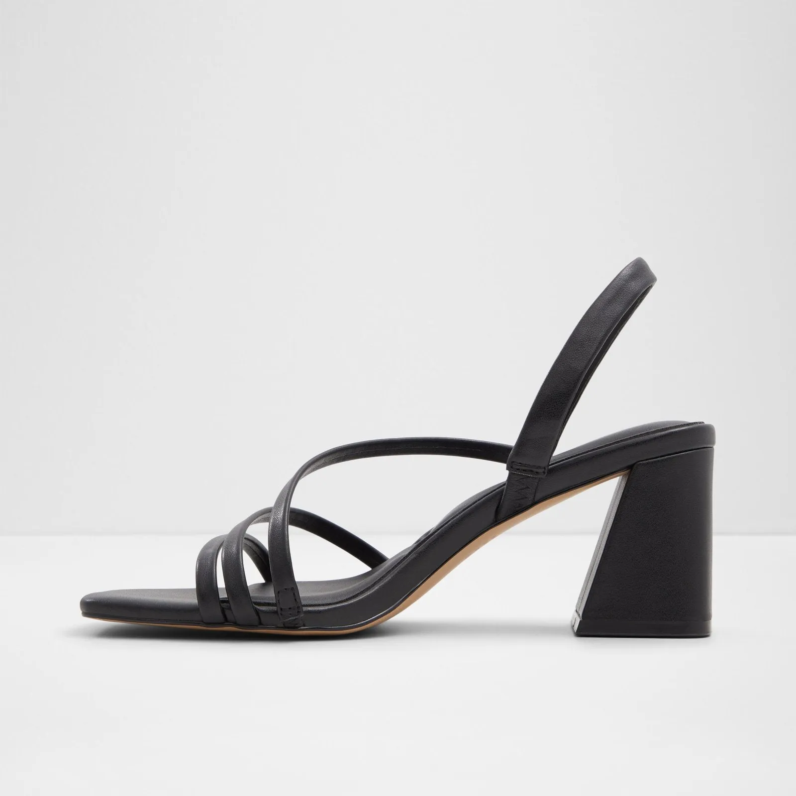 Atlanticus / Heeled Sandals