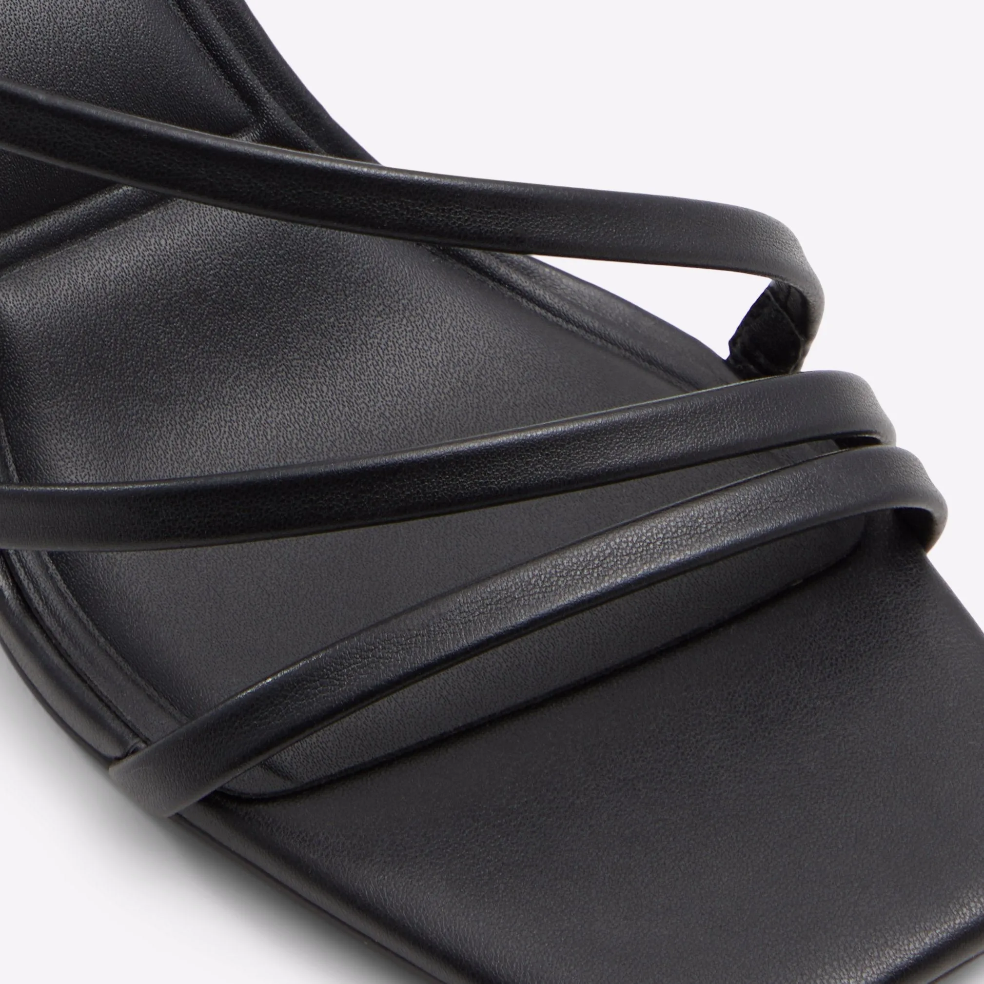 Atlanticus / Heeled Sandals