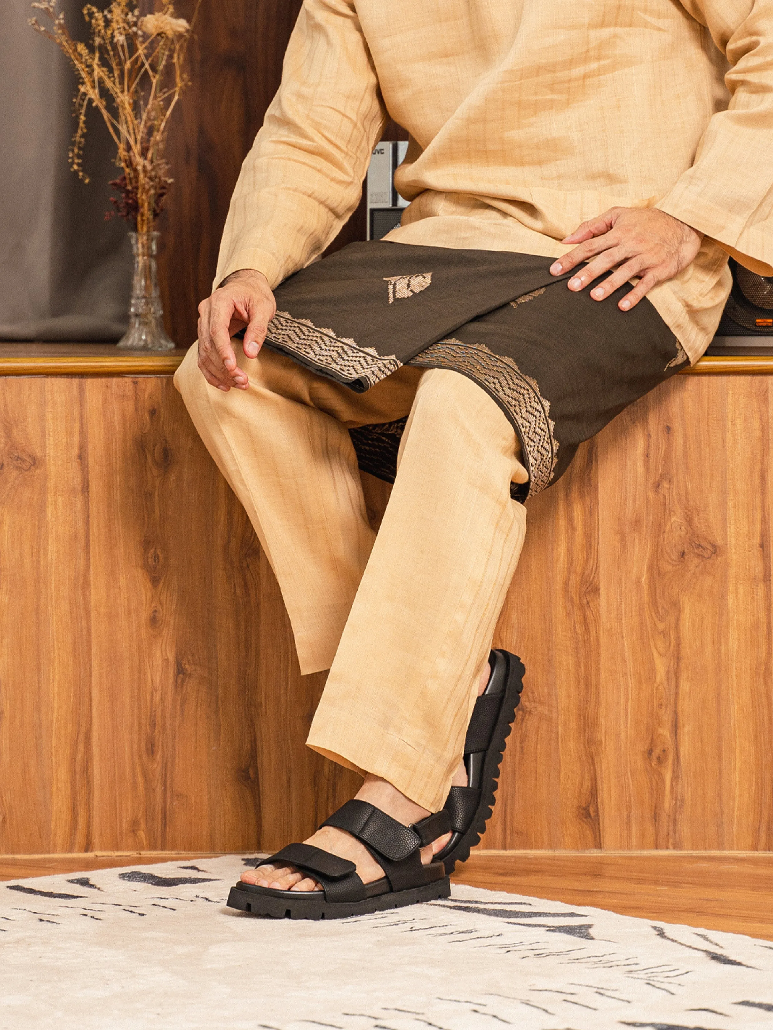 Axel Sandal - Black (Eva Combat)