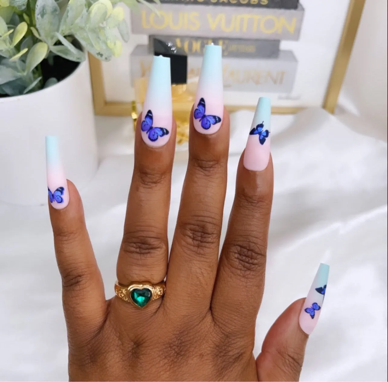 Baby Blue Butterfly Ombre False Nails