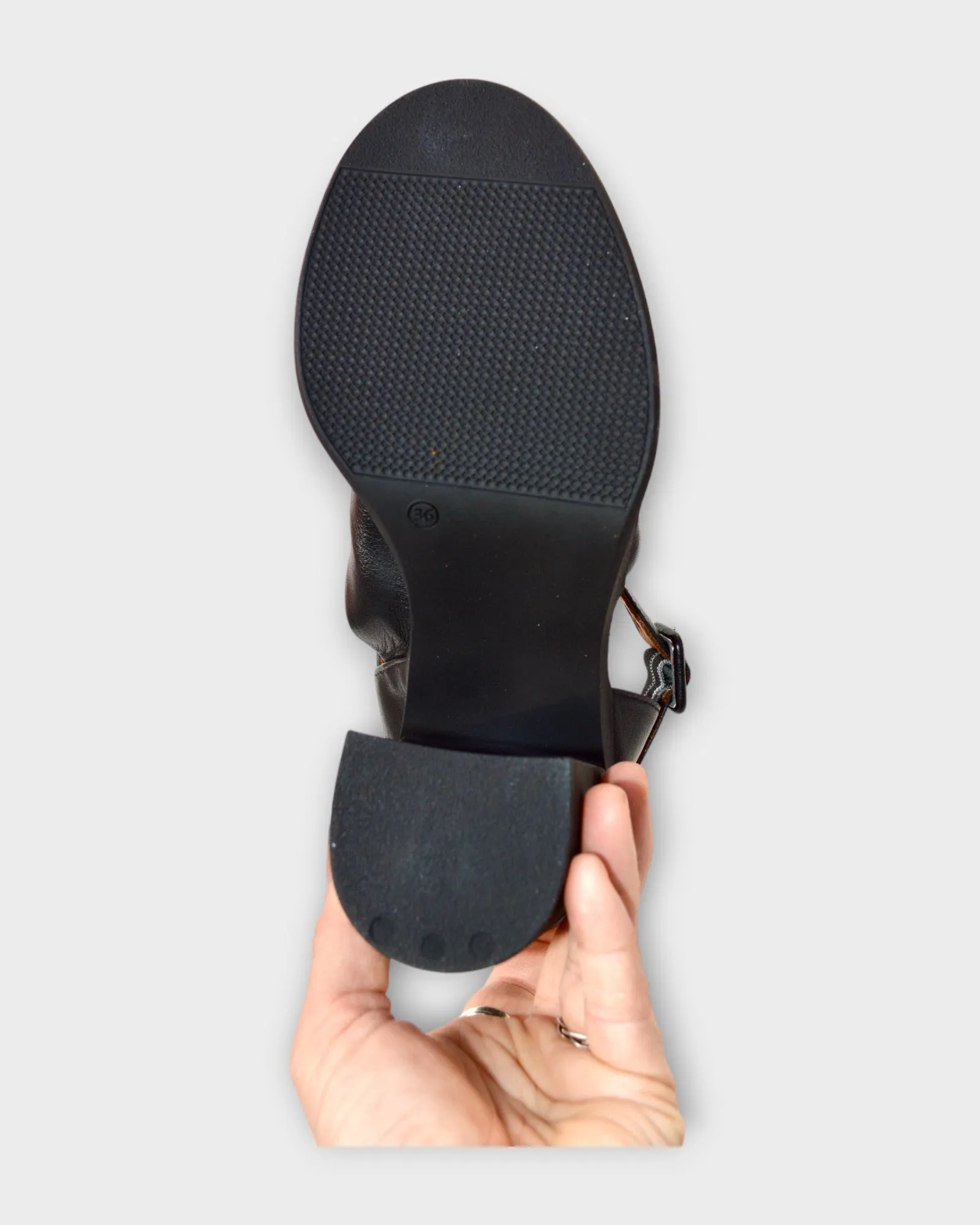 Bueno Layla Size 39 only