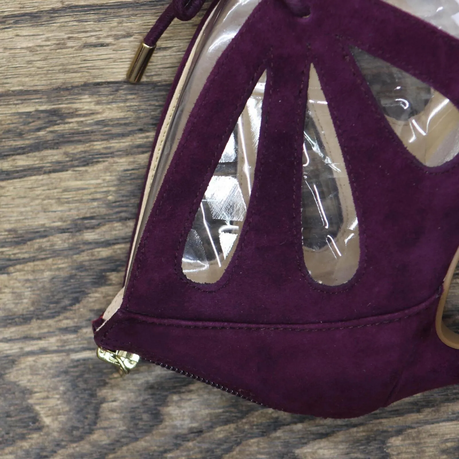 C. Wonder Womens Suede Pointed Toe Stiletto Heels Plum Purple 6.5M