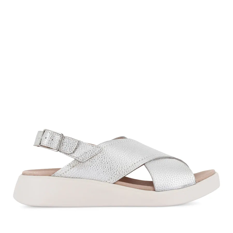 CORINNA C-4426 - SILVER LEATHER