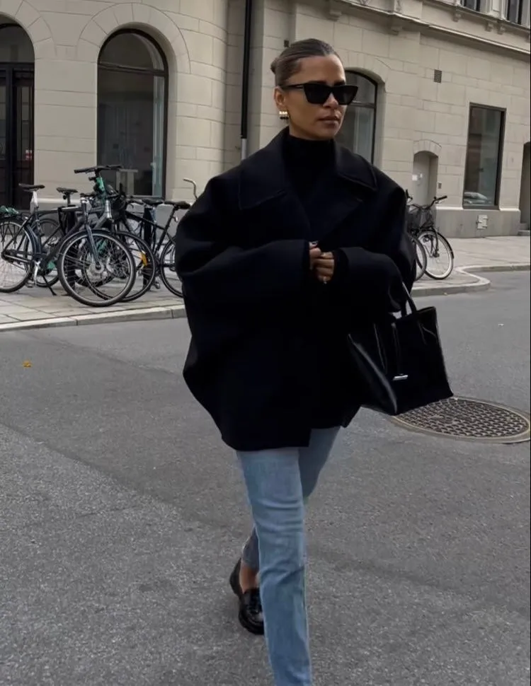 Cropped Wool Coat | Sculpted Silhouette | Parisian Street Style Staple
