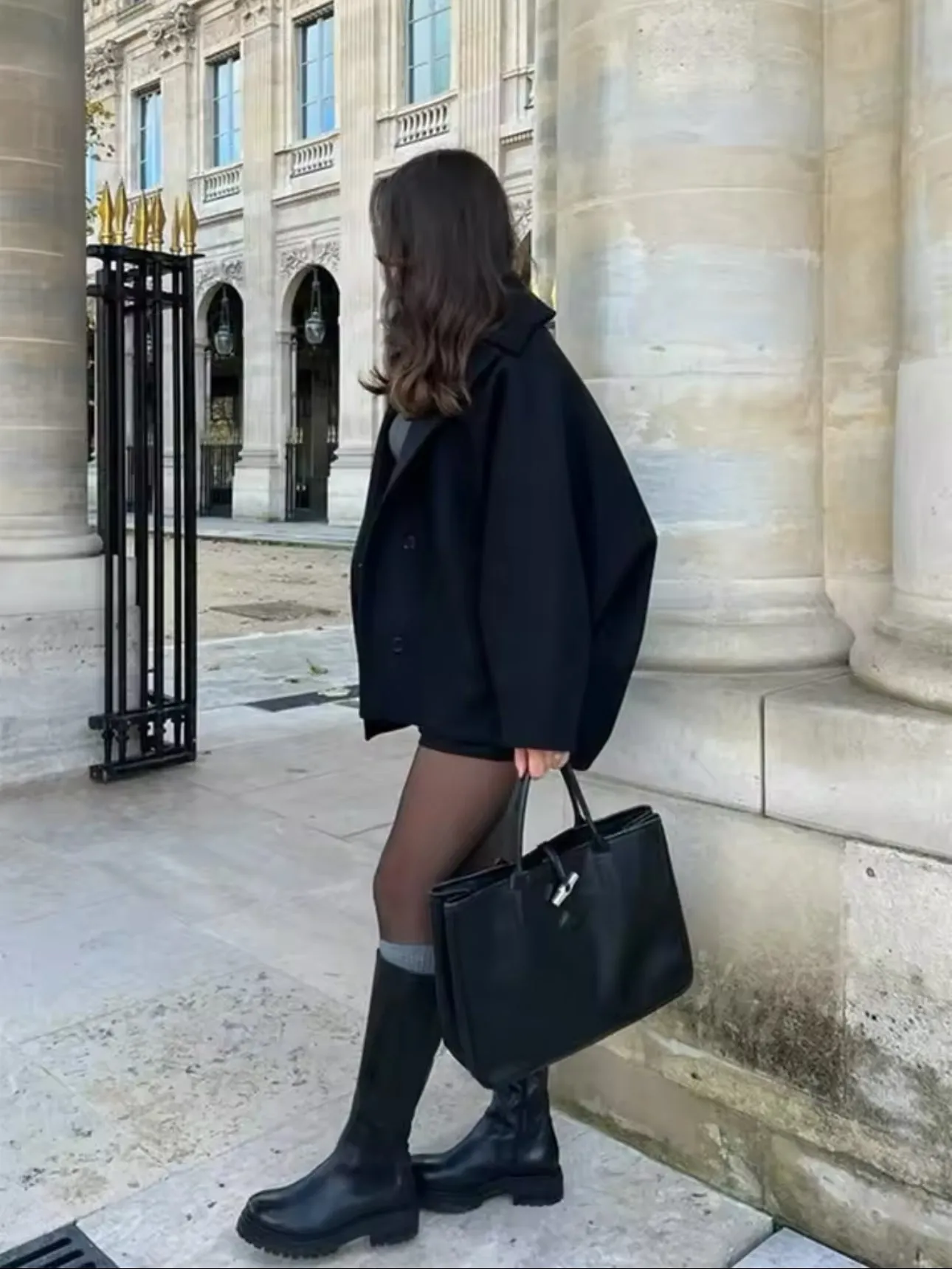 Cropped Wool Coat | Sculpted Silhouette | Parisian Street Style Staple
