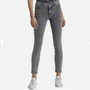 Current/Elliot Women's 29 Stiletto Skinny High Rise Smoke Wash Grey Denim Jeans