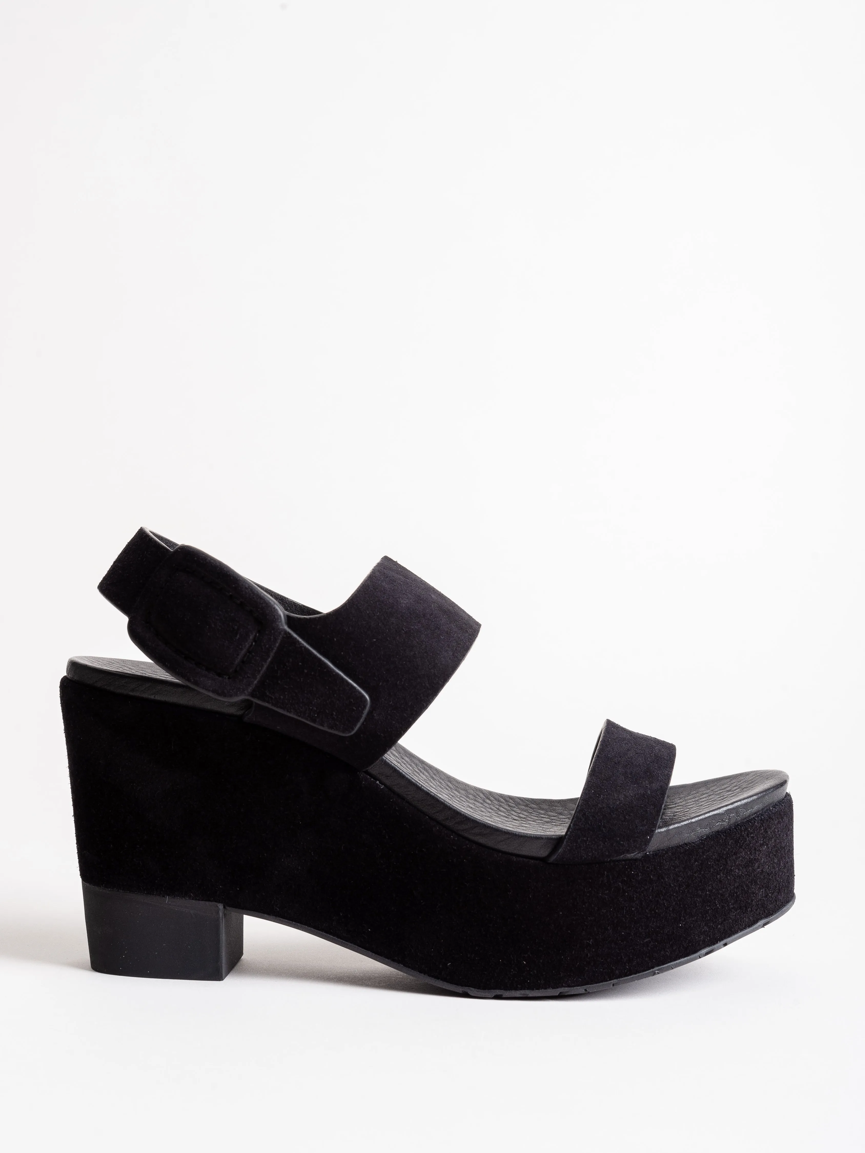 desi wedge - black castoro