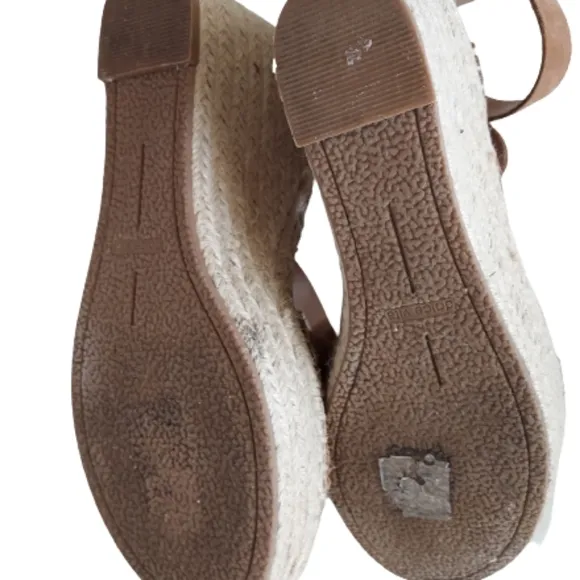 Dolce Vita Shayla Platform Wedge Shoe Size 8.5 Tan Beige Espadrille Caramel