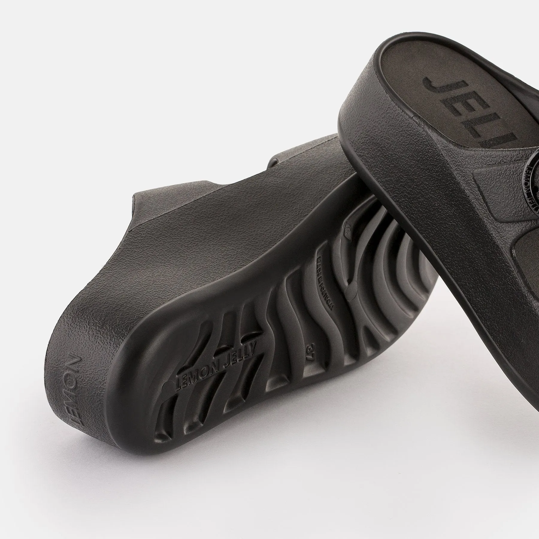 *FINAL SALE*Gaia - Black
