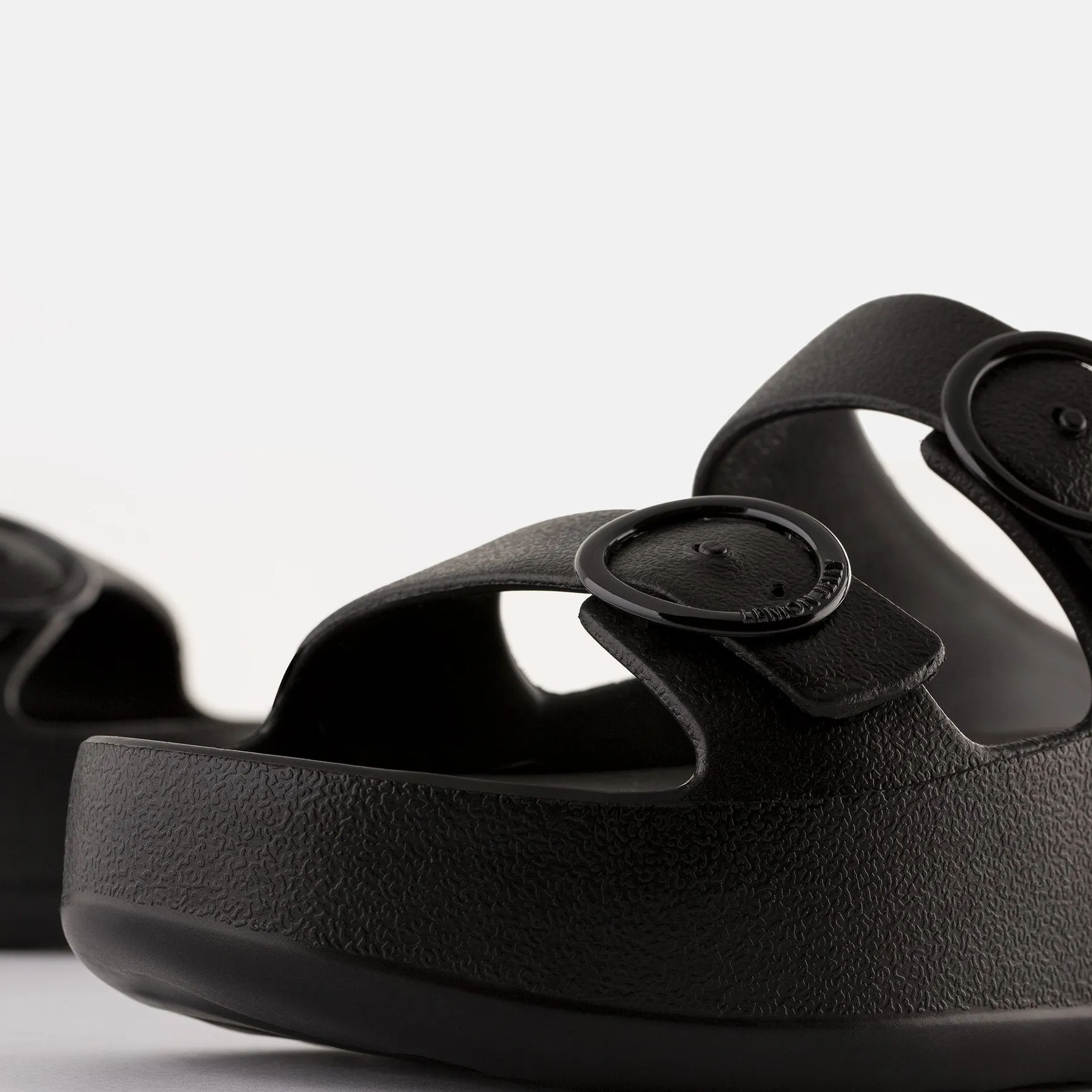 *FINAL SALE*Gaia - Black
