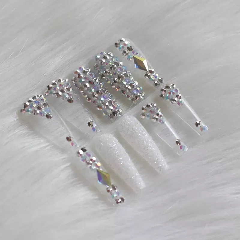 Glamous Diamond Studs (Coffin Shape)