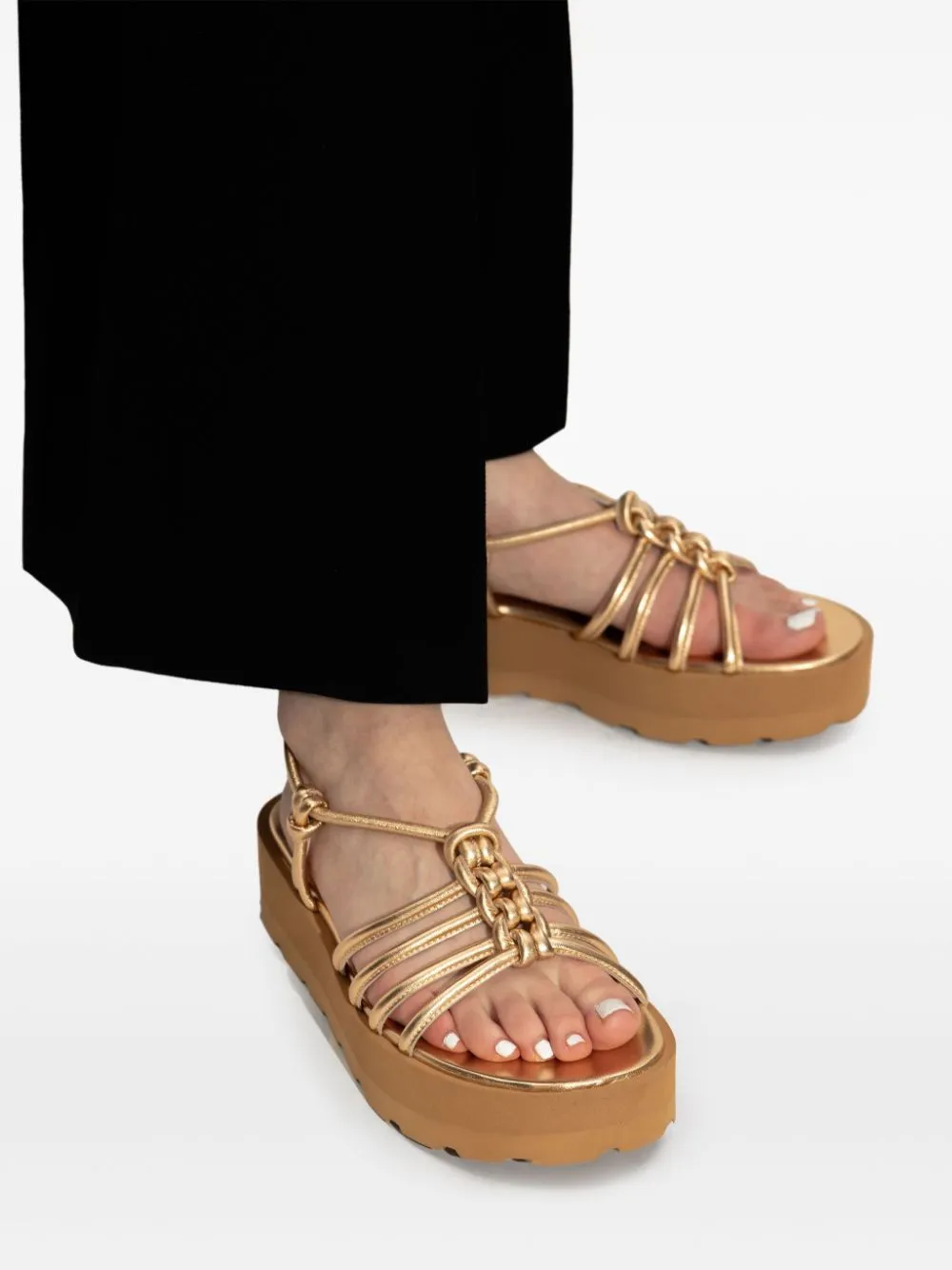 Hebe leather sandals