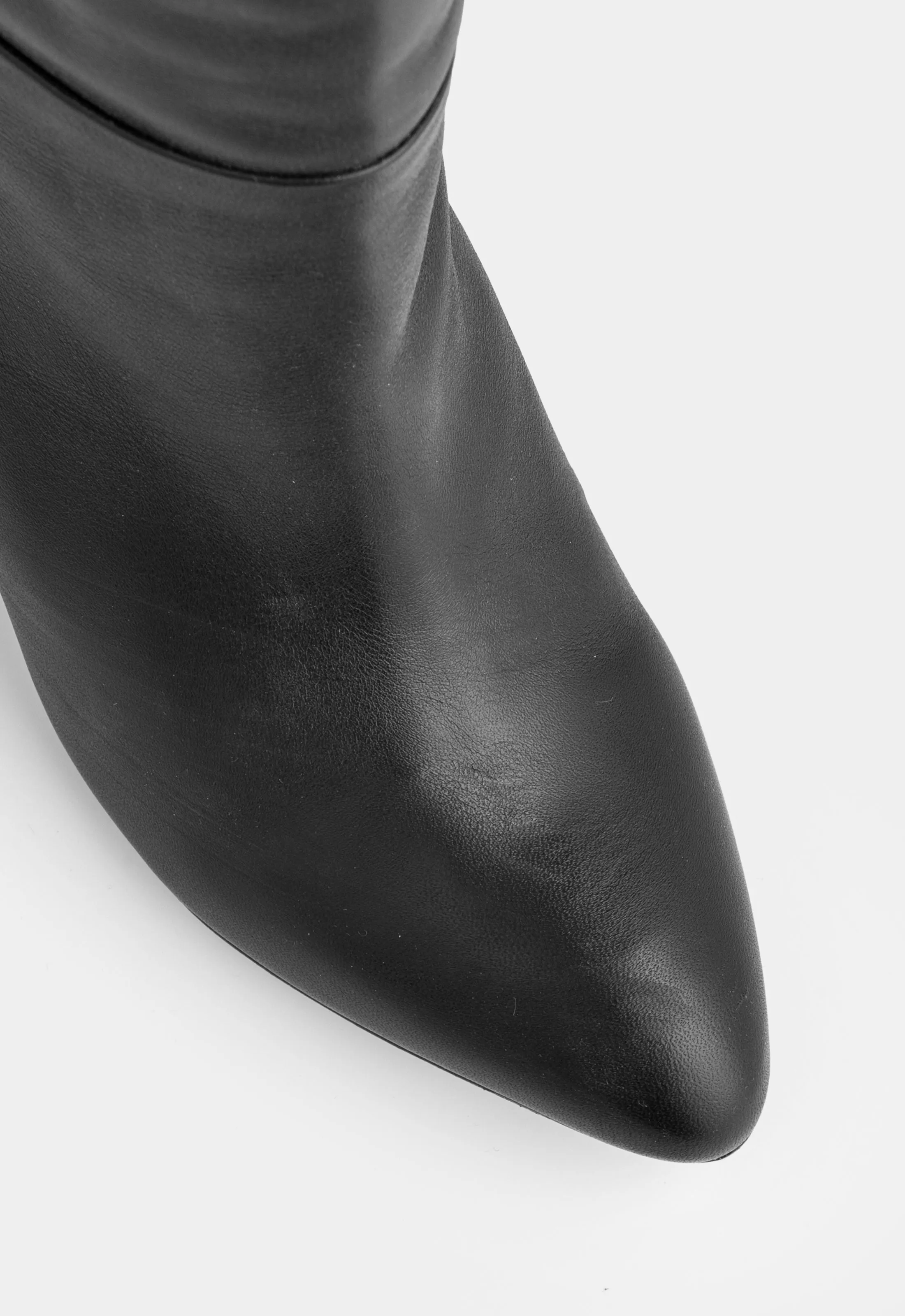 Isabelle - Black