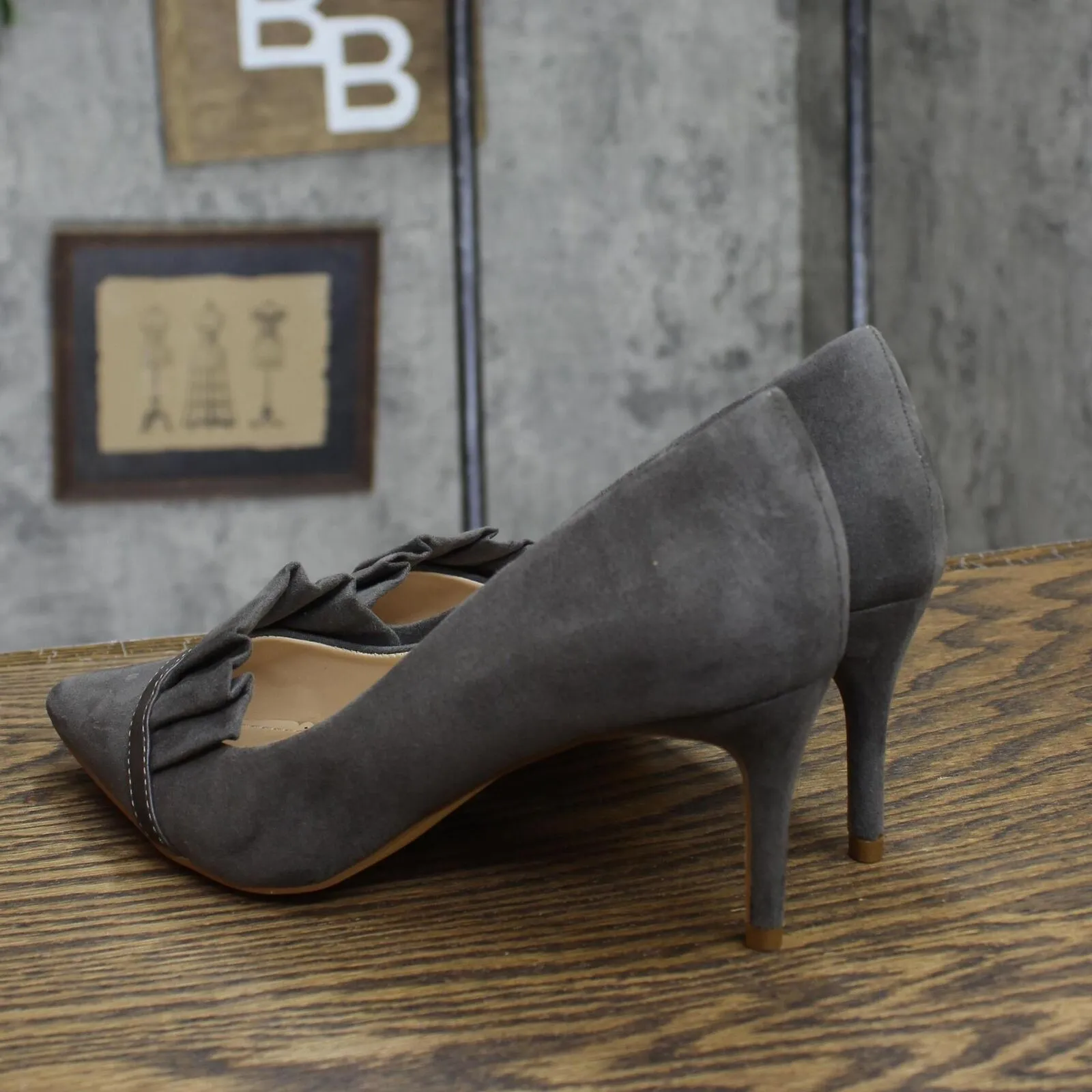 Journee Collection Womens Suede Stiletto Ruffle Heels 167624784b6eb7 Gray 7.5M