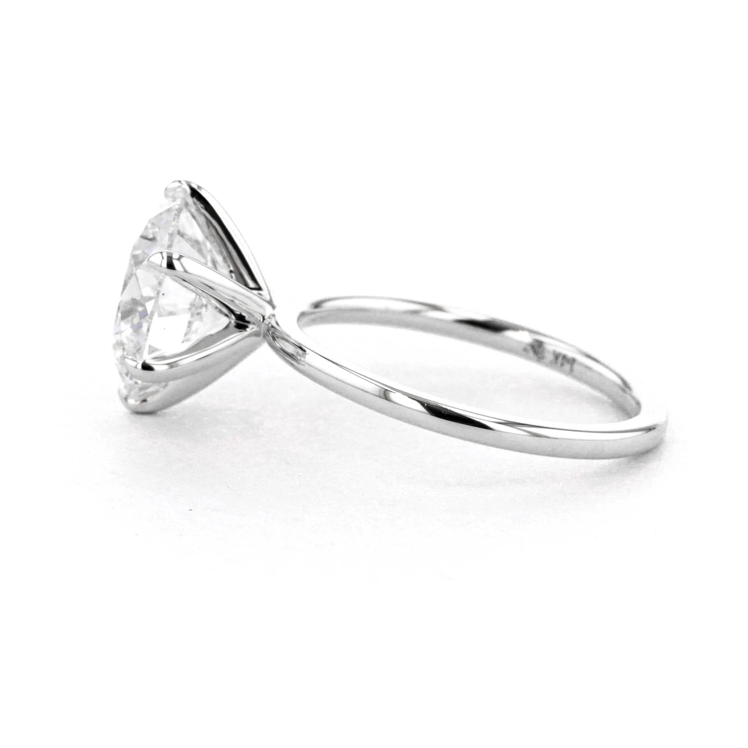 Juliette Round High Polish