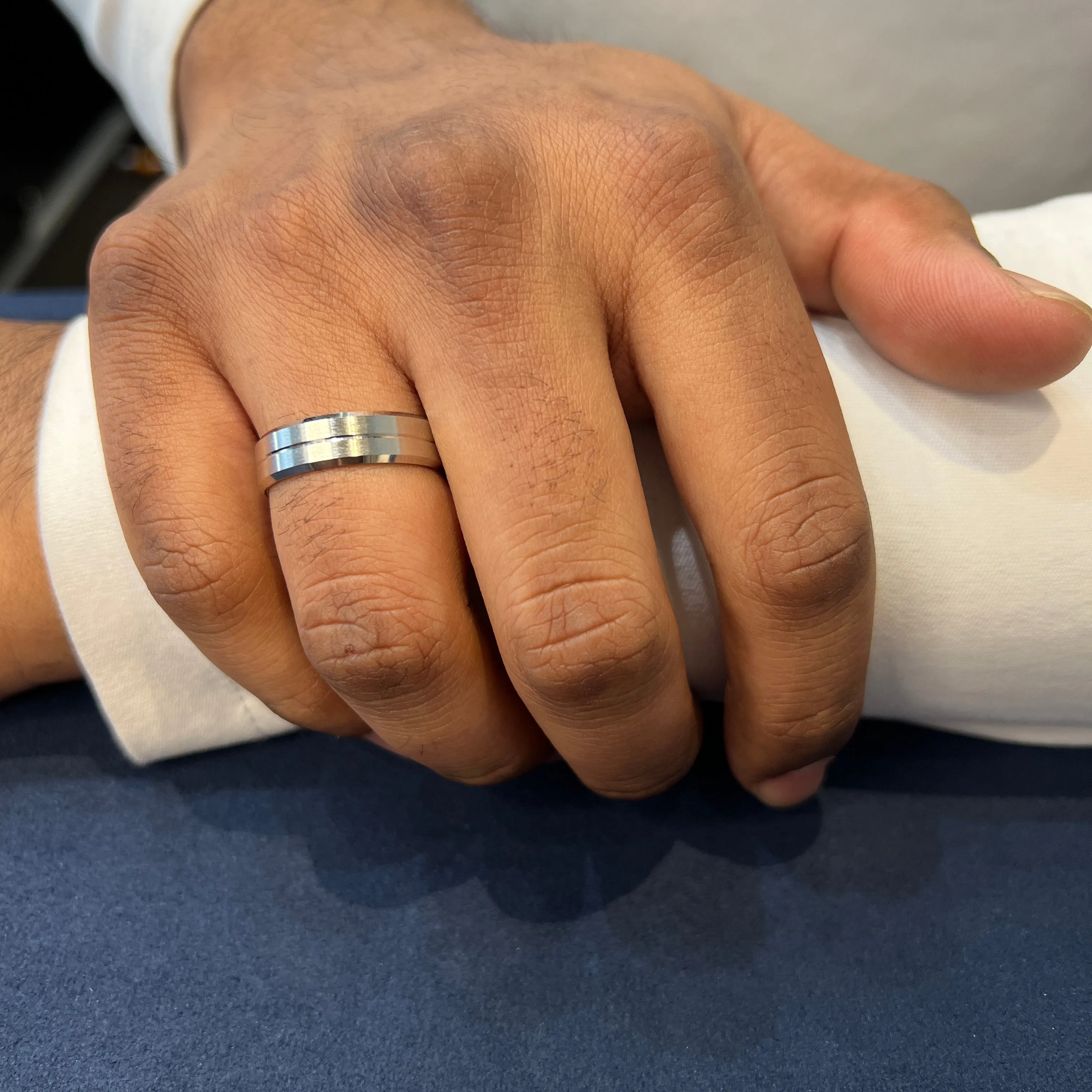 Malo (10K, 14K, 18K) Rose Gold (6mm) Satin and High Polished Wedding Band