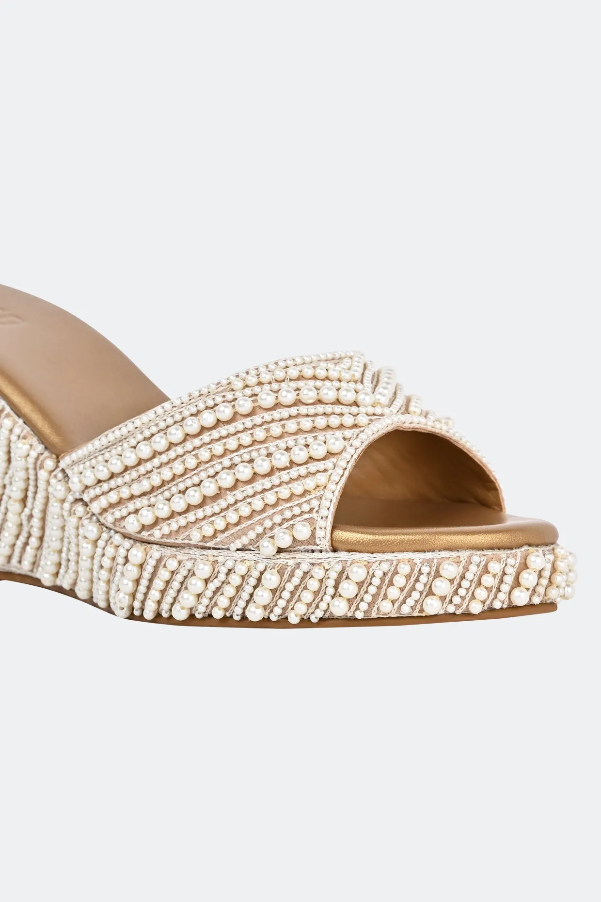 Merjen Gold Wedges For Women