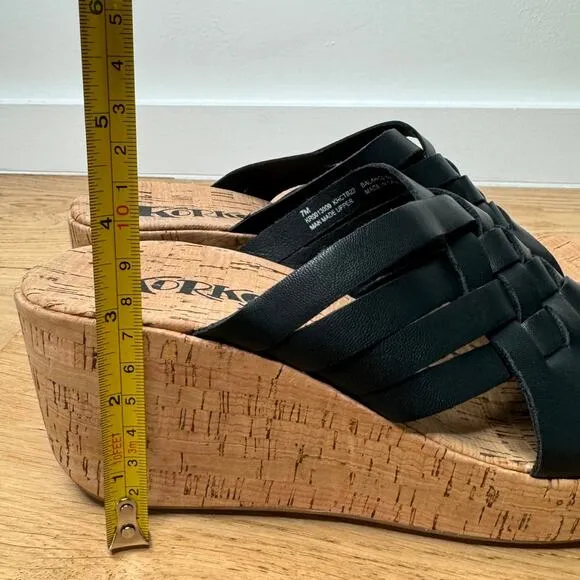 NEW KORKS Noelle Black Vegan Leather Cork Strappy Wedge Sandal Size 7