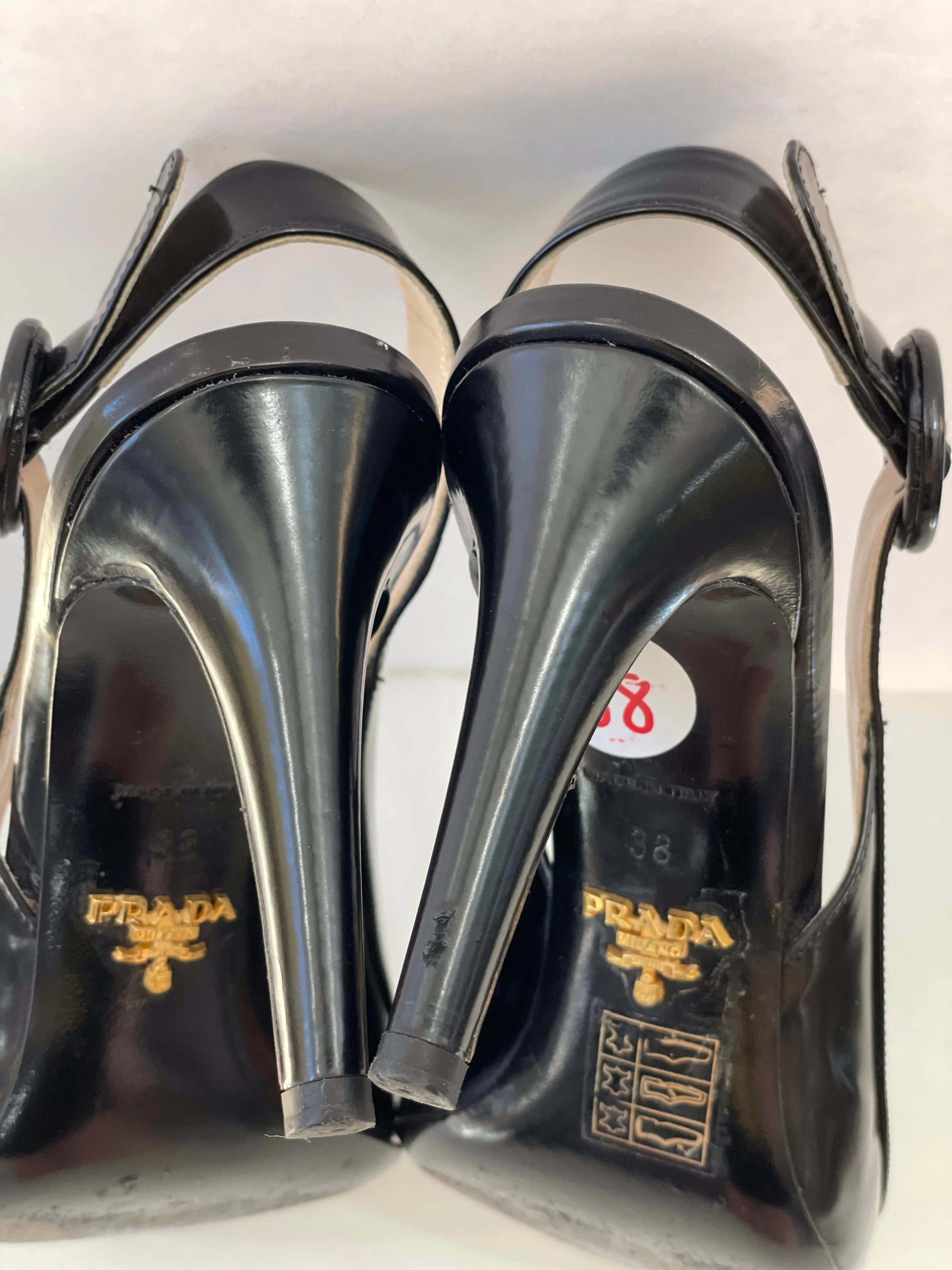 PRADA Black Brushed Leather Pointed-Toe Slingback Kitten Heel Sandals Size 38 (8)