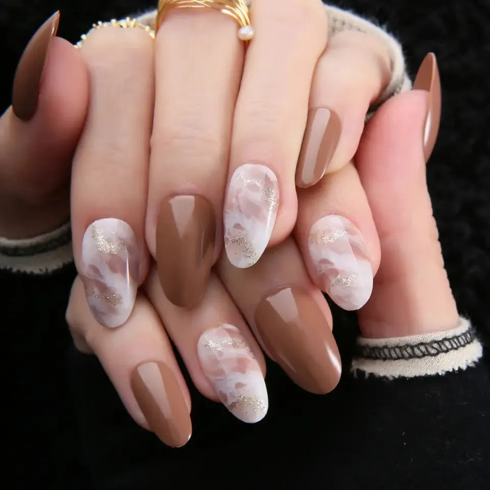 Round Brown Marble