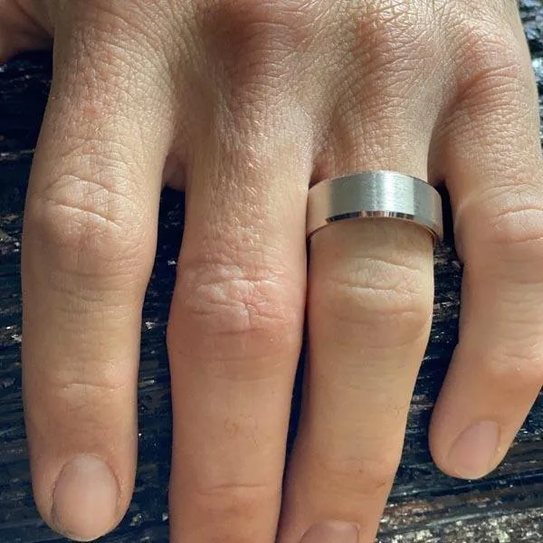 Simon G. Satin Finished Wedding Band with High Polished Edges