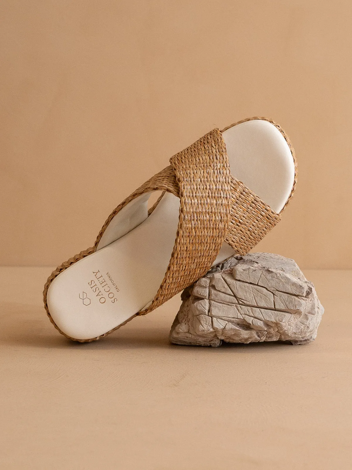 The Fresno | Camel Raffia Platform Sandal