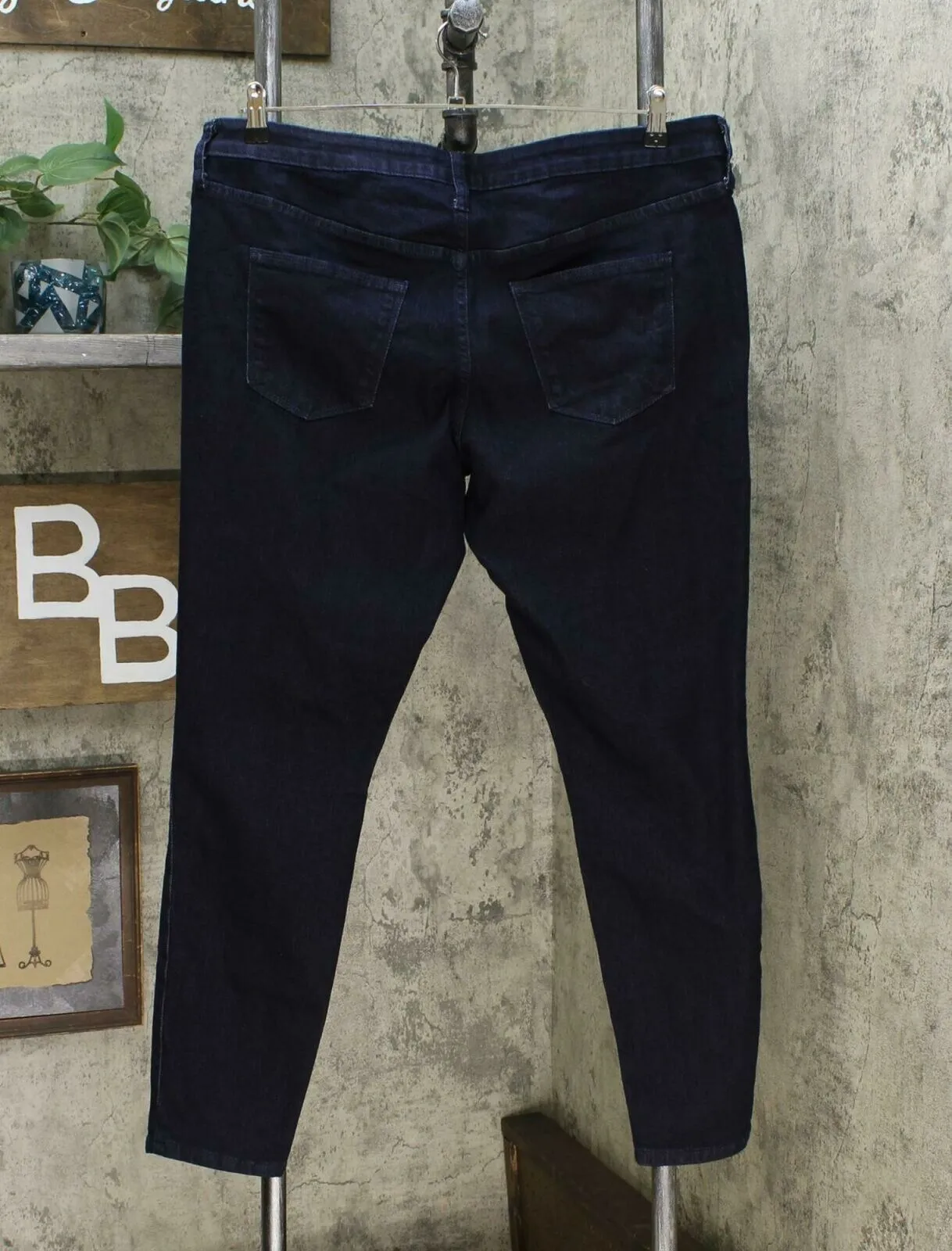Universal Thread Women's Mid Rise Stretch Denim Jeggings Navy 18
